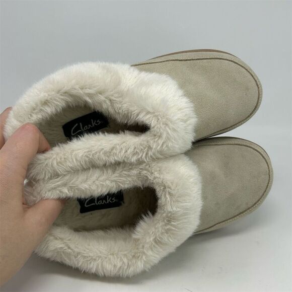 Clarks Women's Beige White Faux Fur Lined Clog Slippers Size 8 M Casual Slip On - Picture 11 of 13